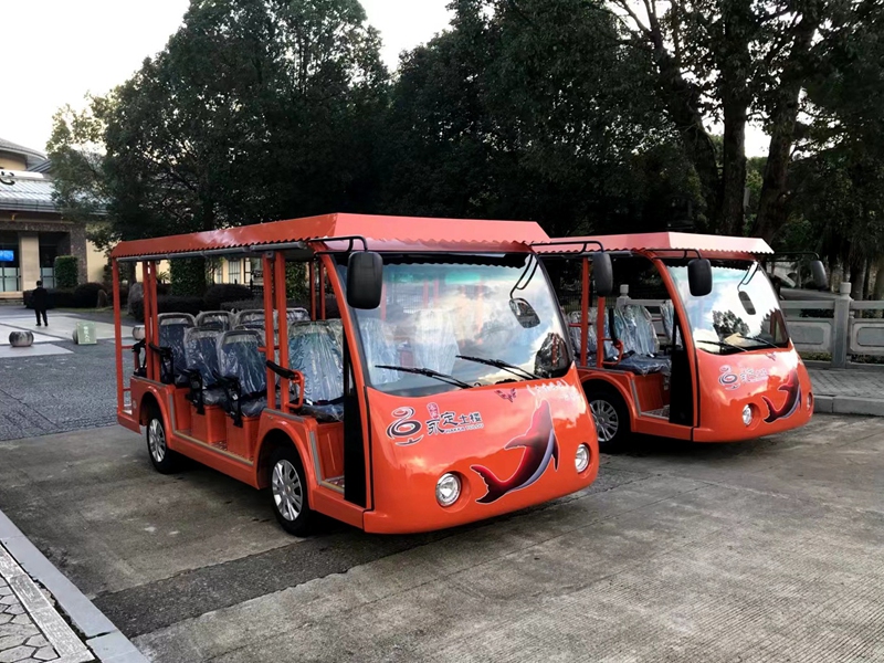 卡通观光车